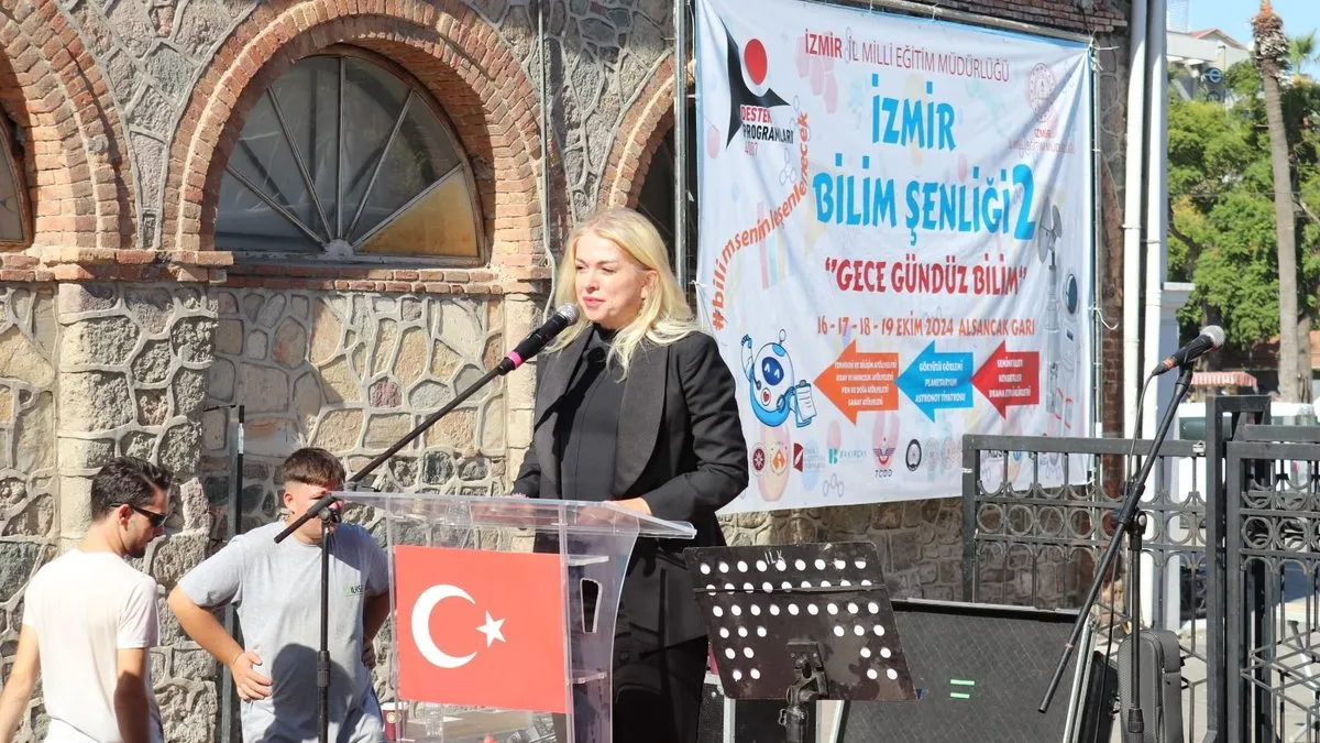Tarihi Alsancak Garı İzmir Bilim Şenliği’ne ev sahipliği yaptı